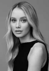 Mercy Cornwall fotoğrafı