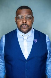 Trevor Dion Nicholas fotoğrafı