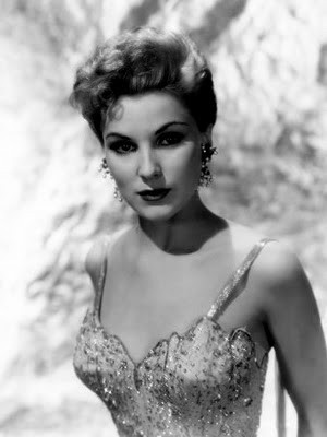Debra Paget Fotoğrafı