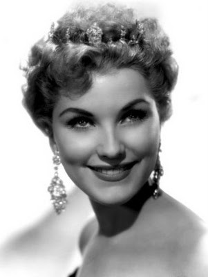 Debra Paget Fotoğrafı