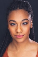 Madeline Grey DeFreece fotoğrafı