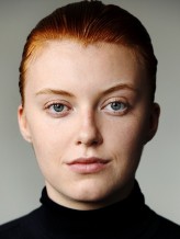 Maeve Metelka fotoğrafı