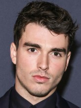 Corey Mylchreest fotoğrafı