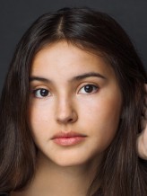 Isabel Deroy-Olson fotoğrafı