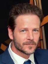 Nicholas Facey fotoğrafı