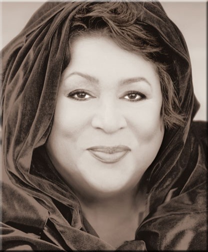 Liz Torres fotoğrafı