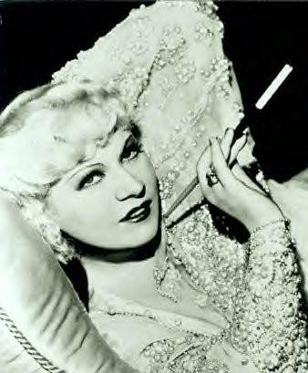 Mae West fotoğrafı