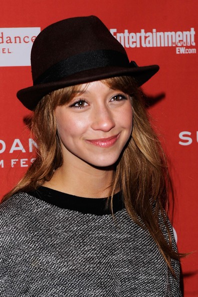 Stella Maeve Fotoğrafı