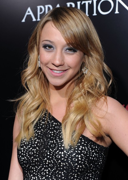 Stella Maeve Fotoğrafı