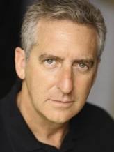 William E. Harris fotoğrafı