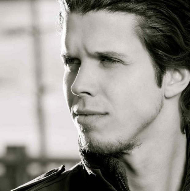 James A. Woods fotoğrafı