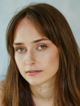 Georgia Eyers fotoğrafı