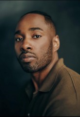 Kheon Clarke fotoğrafı