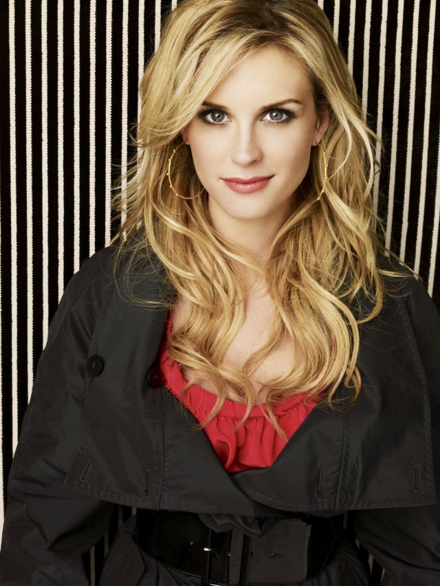 Bonnie Somerville Fotoğrafı