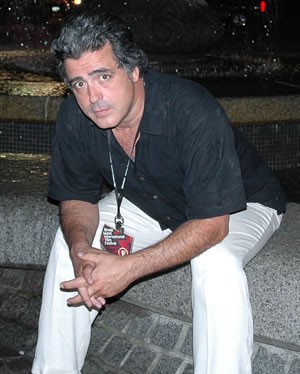 John Fiore fotoğrafı