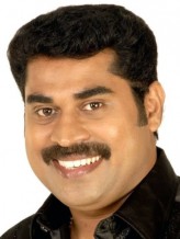 Suraj Venjaramoodu fotoğrafı