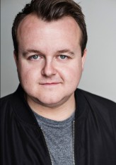 James Dryden fotoğrafı