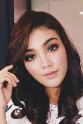 Eyka Farhana fotoğrafı