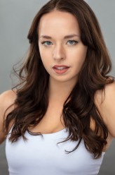 India McCue fotoğrafı