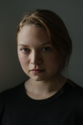Mia Threapleton fotoğrafı