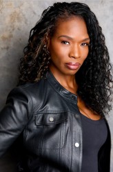 Dazelle Yvette fotoğrafı