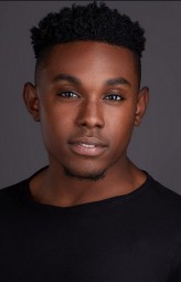 Nicholas Heard fotoğrafı