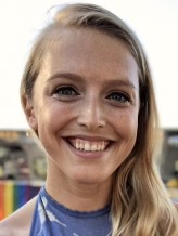 Alicia Roth Weigel fotoğrafı