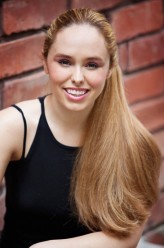 Alixzandra Dove fotoğrafı