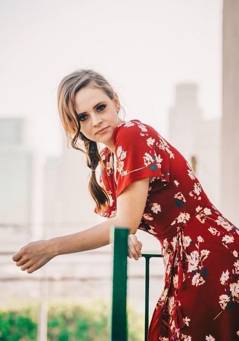 SarahLydia Sophia Fotoğrafı