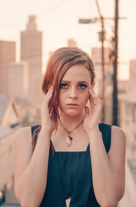 SarahLydia Sophia Fotoğrafı