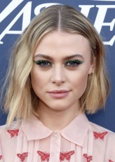 Hayley Erin fotoğrafı