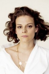 Darya Zhovner fotoğrafı