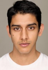 Dee Ahluwalia fotoğrafı