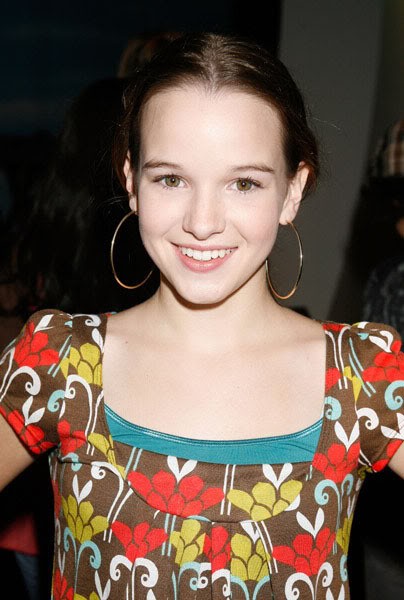 Kay Panabaker Fotoğrafı