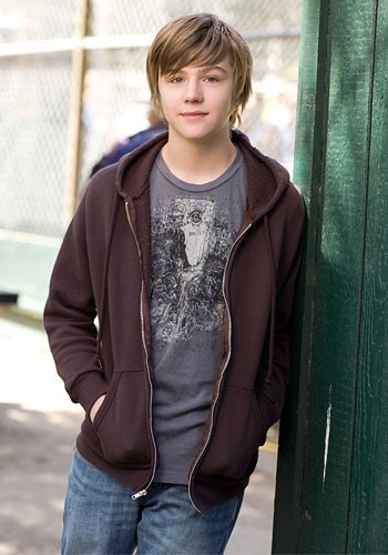 Miles Heizer fotoğrafı