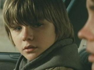 Miles Heizer Fotoğrafı