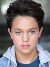 Adan Maverick Carcaño fotoğrafı