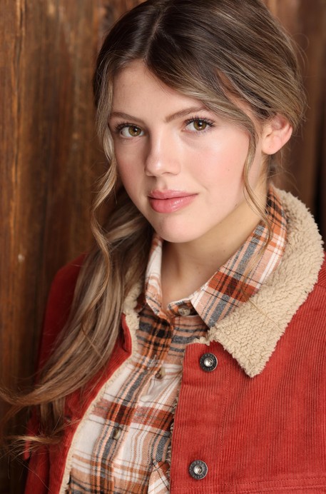 Neela Jolene Fotoğrafı