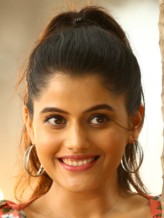 Anahita Bhooshan fotoğrafı