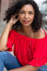 Lyindaa Russell fotoğrafı