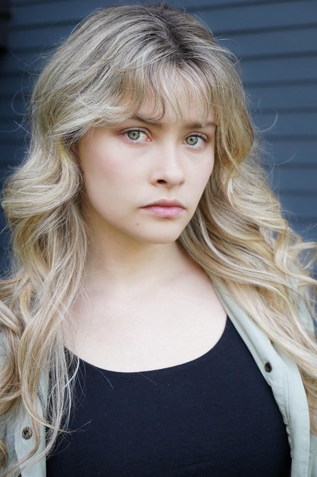 Emily Giannozio Fotoğrafı