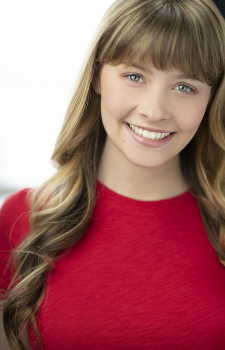 Emily Giannozio Fotoğrafı