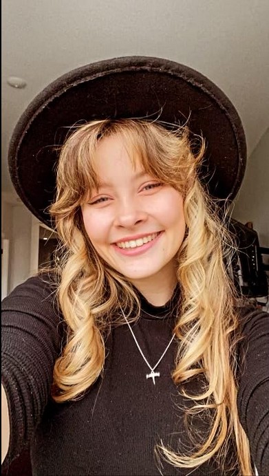 Emily Giannozio Fotoğrafı