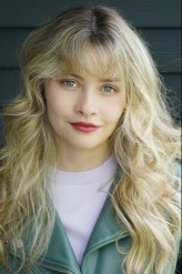 Emily Giannozio fotoğrafı