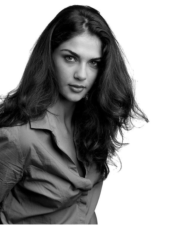 Lorena Bernal fotoğrafı