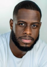 Max Gates fotoğrafı