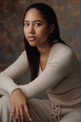 Andira Crichlow fotoğrafı