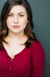 Holly Kenney fotoğrafı