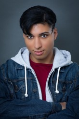 Giovanni Jones fotoğrafı