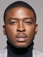 Zackary Momoh fotoğrafı